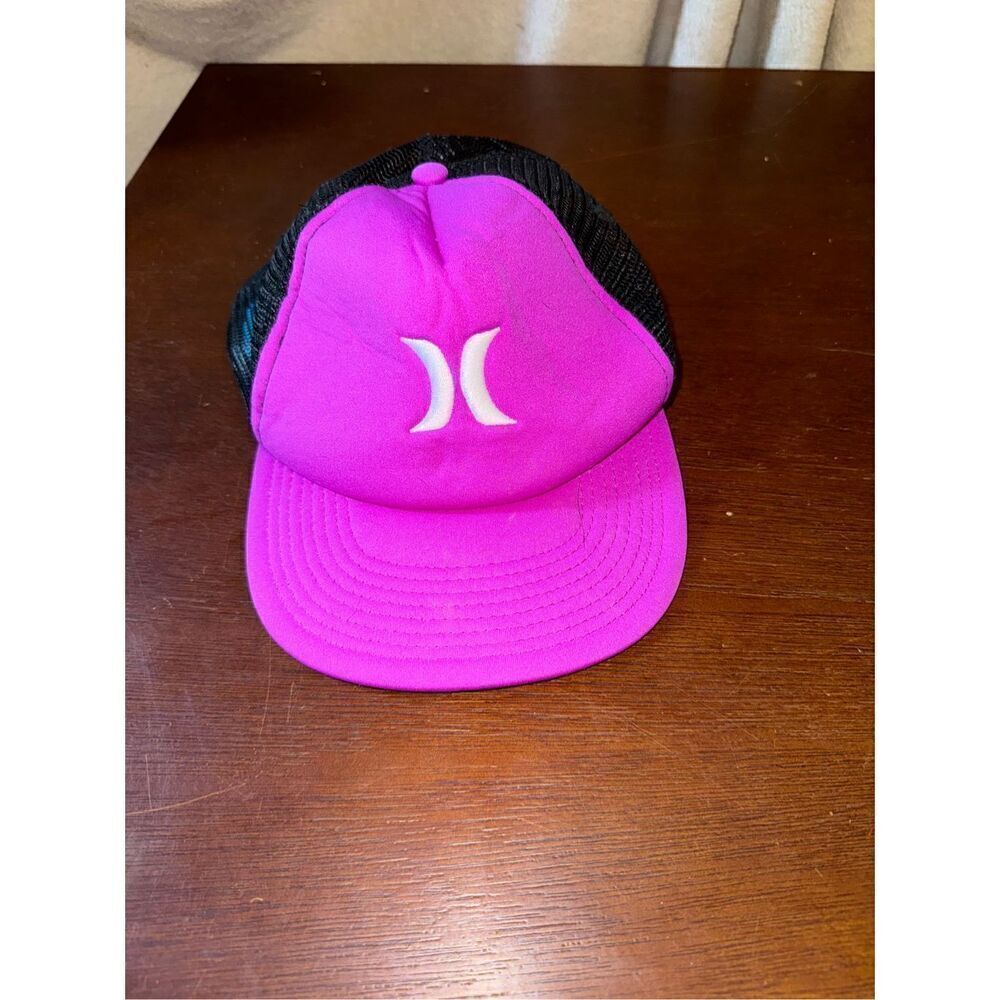 NWOT Hurley youth snap back hat